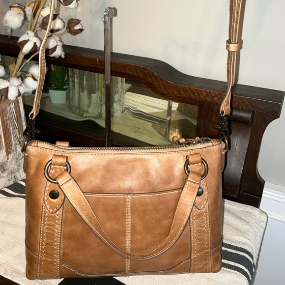 NWOT Frye Melissa Leather Medium Crossbody Satchel Beige Brown Retail $328 - Picture 7 of 13